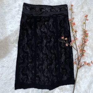 Black Lace Pencil Skirt w/ Champagne Lining SZ 6